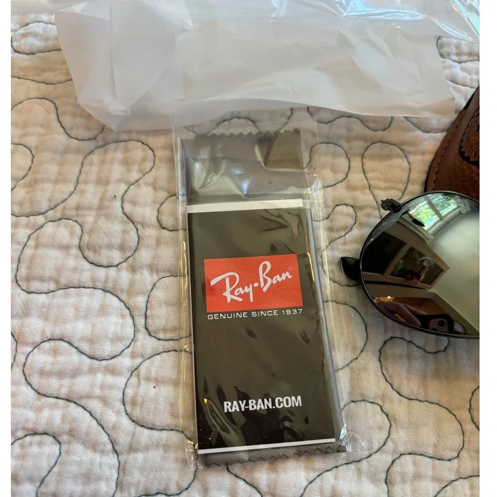 Ray-Ban RB3025‎ Aviator Large Metal Sunglasses